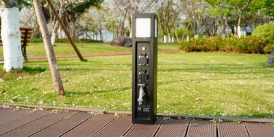 極亞智能戶外插座柱（outdoor outlet post）——構(gòu)建智能庭院生態(tài)